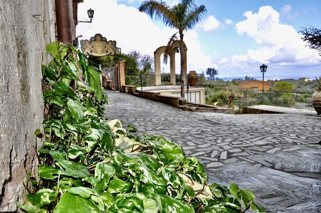 Villa Martius San Pier Niceto Exteriör bild